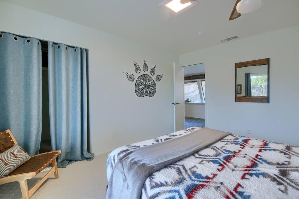 The Mystery House By Yosemite Holiday home *